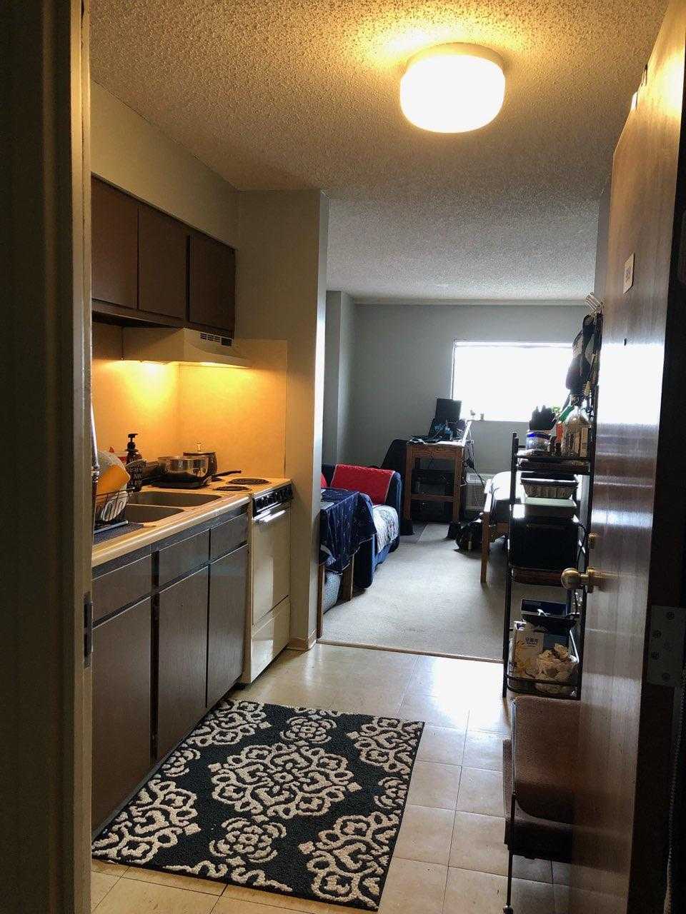 Unit 909 Huron 2
