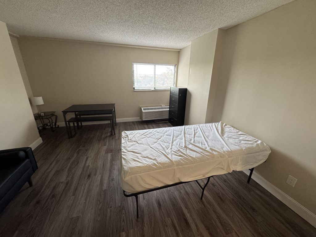 Unit 826 – Huron 2