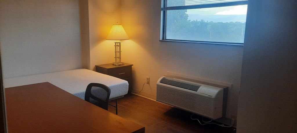 Unit 429 Olentangy 2- Available NOW