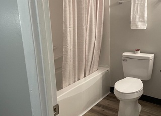 Unit 215 – Huron 4