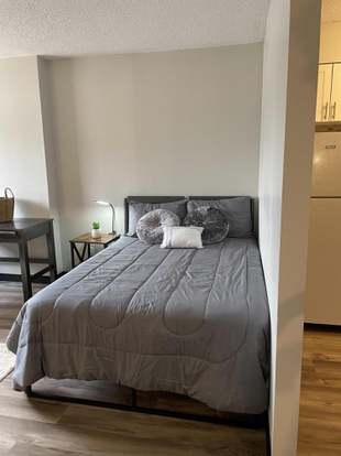 Unit 215 – Huron 4