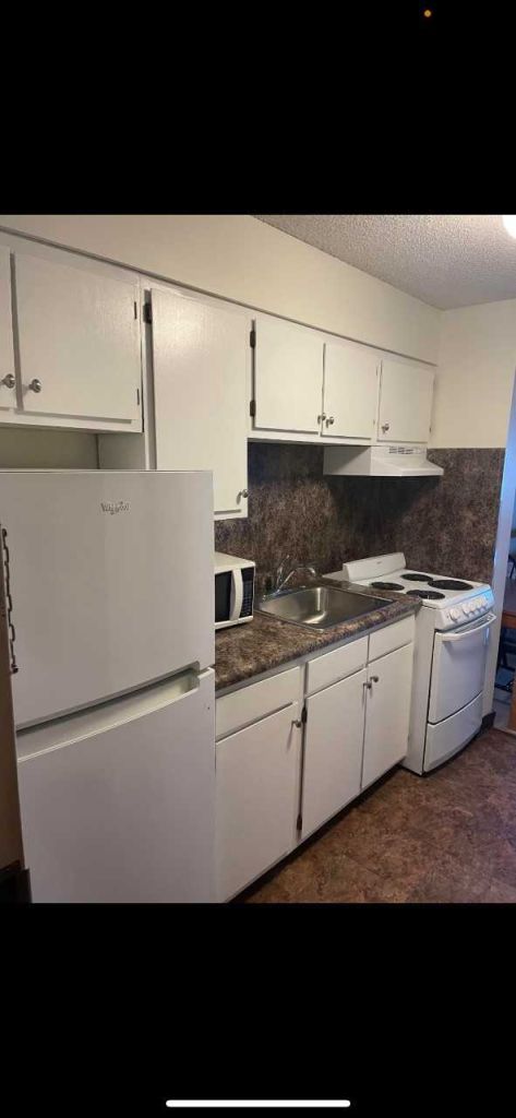 Unit 404 – Huron 1